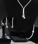 Елегантен сребърен комплект сребро 925 колие обеци пръстен гривна зелен камък цкубичен цирконий с на цвят изумруд нефрит