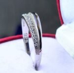 Сребърен Комплект с Бели Камъни