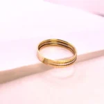 трицветен златен пръстен халка