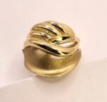 златен пръстен в голям размер без камъни